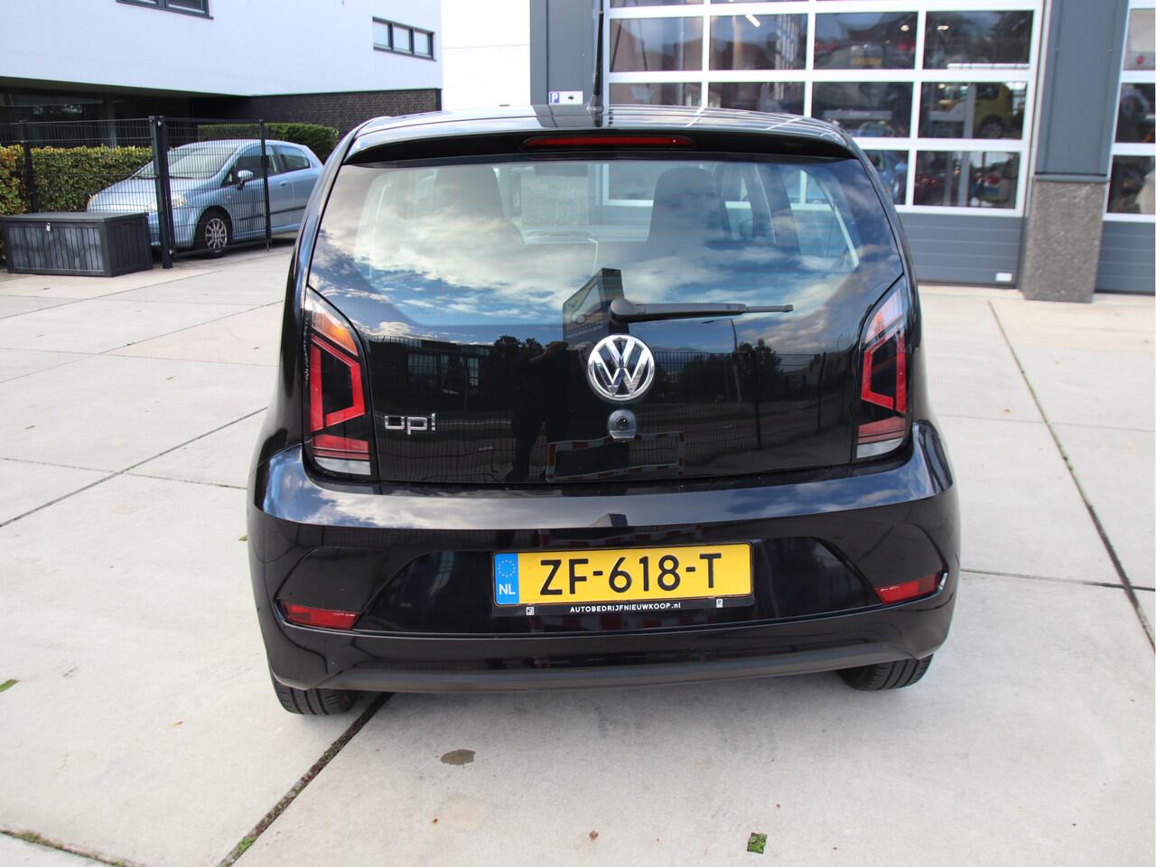 Volkswagen UP! 1.0 BMT move up! Airco, 5drs, NL auto Eindejaar aanbieding!