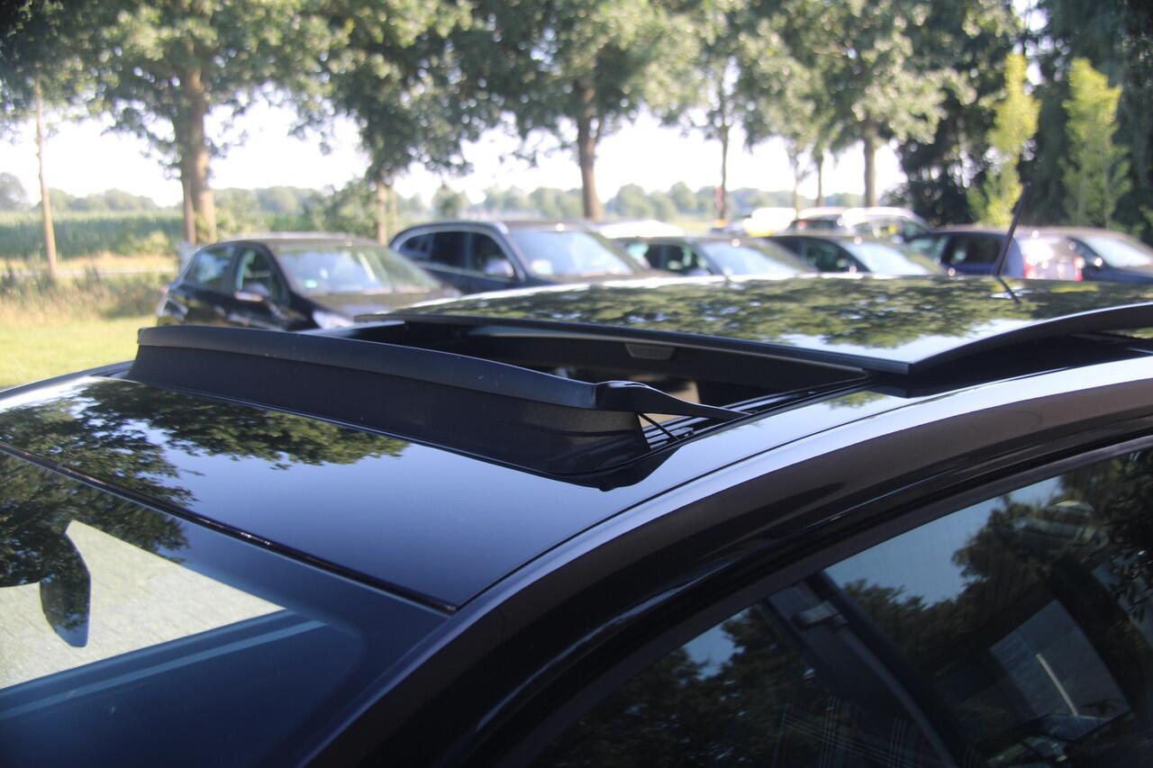 Volkswagen UP! 1.0 TSI GTI | Org. NL | Pano | Camera |