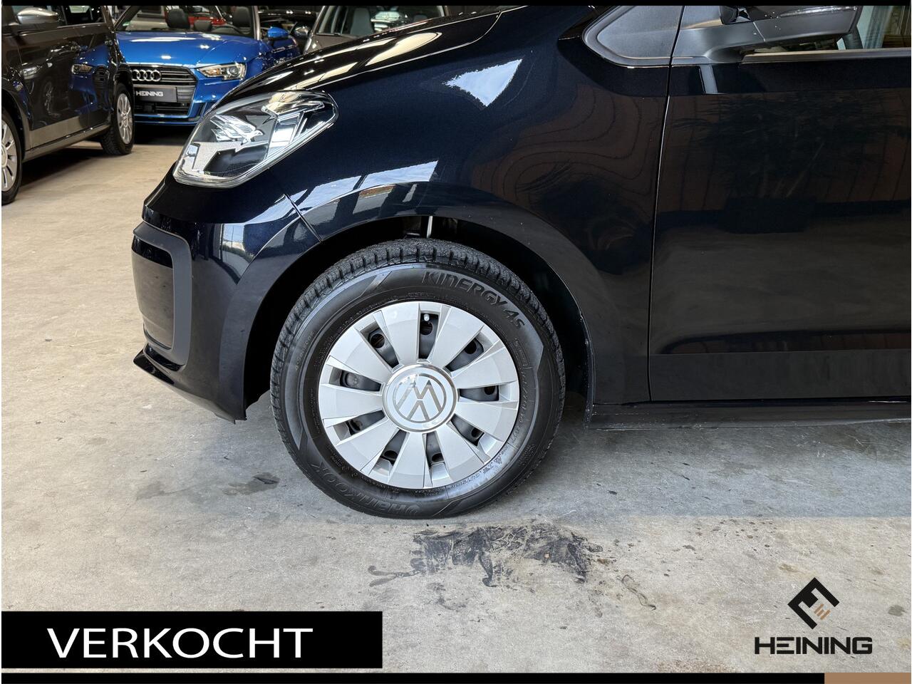 Volkswagen UP! 1.0. Airco. DAB. Rijstrooksensor. NAP