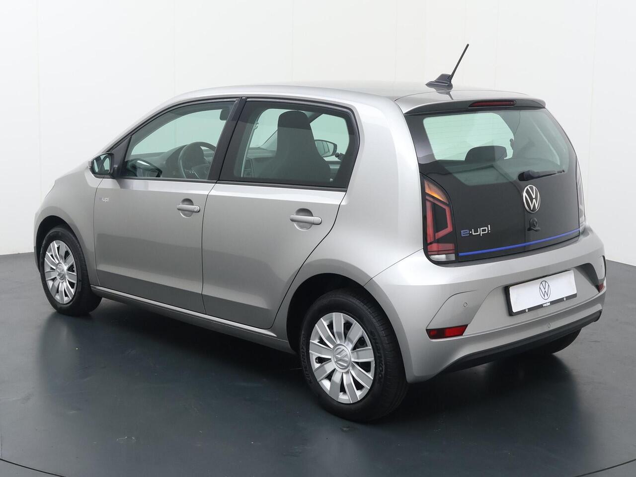 Volkswagen UP! e-Up! e-up! | 83 PK | SoH 93% | Cruise control | Verwarmde voorstoelen | Achteruitrijcamera |