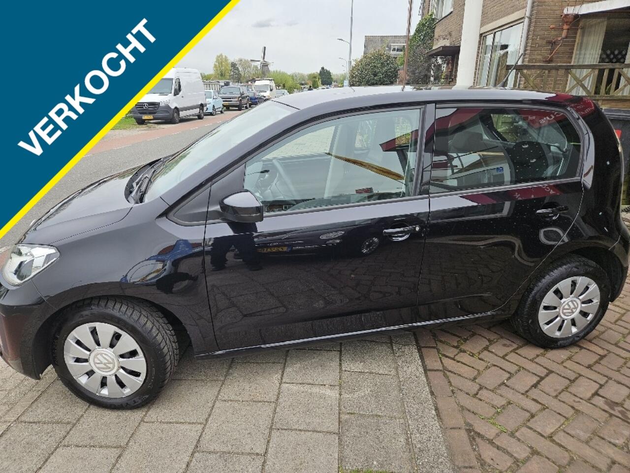 Volkswagen UP! 1.0 BMT move up!