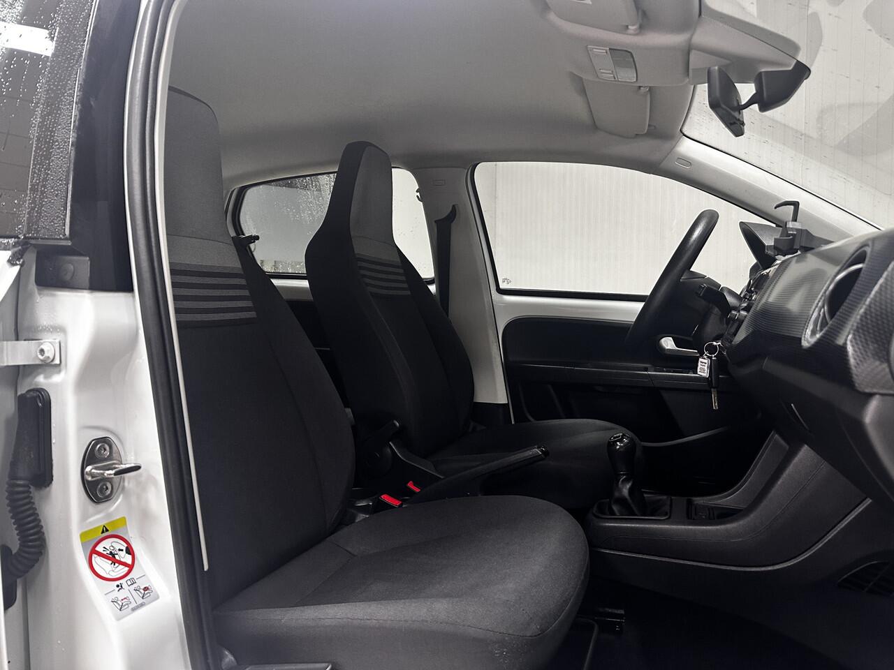 Volkswagen UP! 1.0 BMT move up!/ Lane-Assist./ Maps+More/ Airco/ C.v. Afstand/ Elek. pakket/ Bluetooth/ Isofix/ AUX & USB/ LED Dagrijverl.