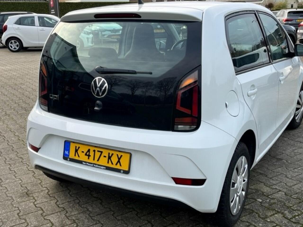 Volkswagen UP! 1.0 BMT move up!
