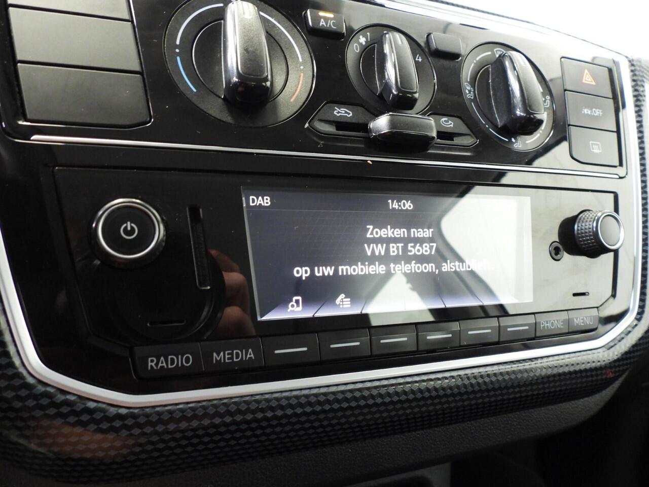 Volkswagen UP! 5-drs 1.0 AIRCO/BLUETOOTH!