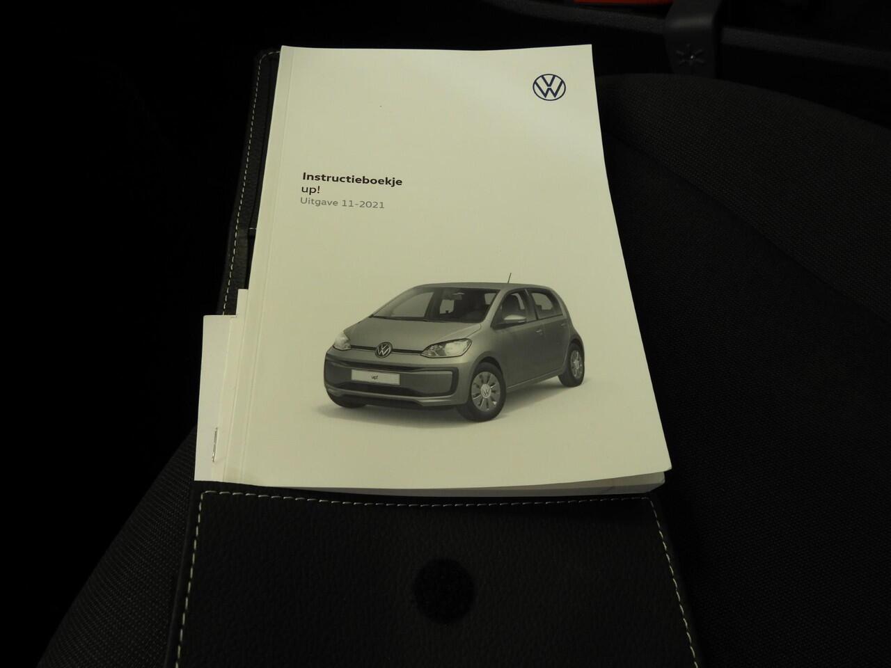 Volkswagen UP! 5-drs 1.0 AIRCO/BLUETOOTH!