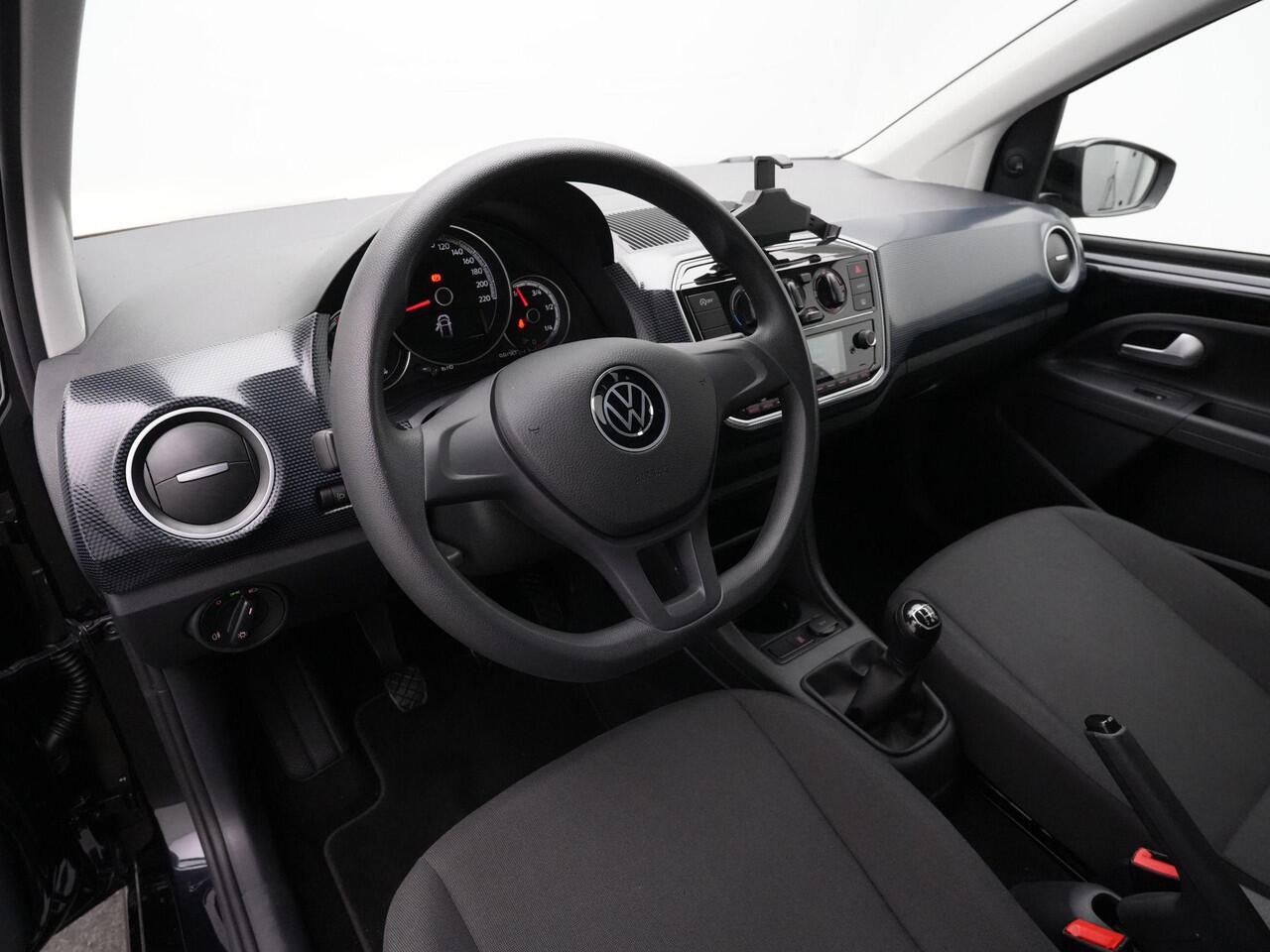 Volkswagen UP! 1.0 65 pk | Navigatie via App | Airco