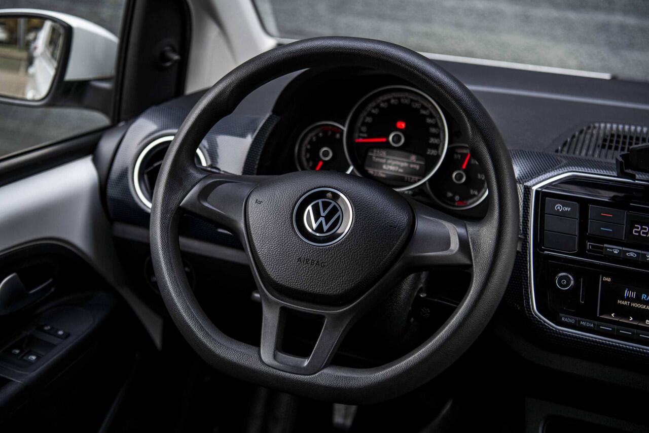 Volkswagen UP! 1.0 BMT 60 pk | Climatronic | Cruise Control | Parkeersensoren