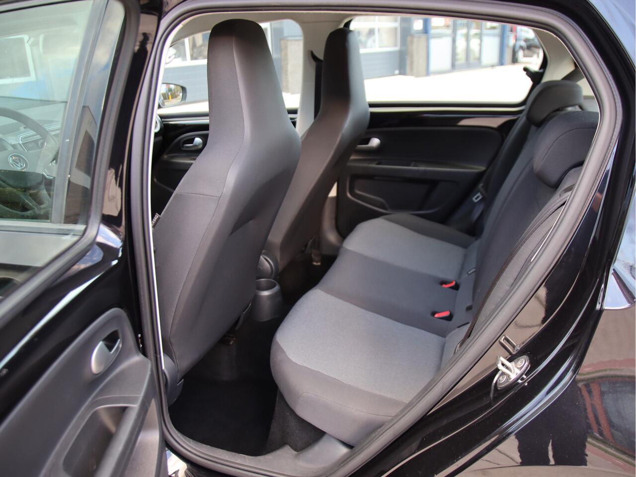 Volkswagen UP! 1.0 BMT move up! Airco, 5drs, NL auto Eindejaar aanbieding!