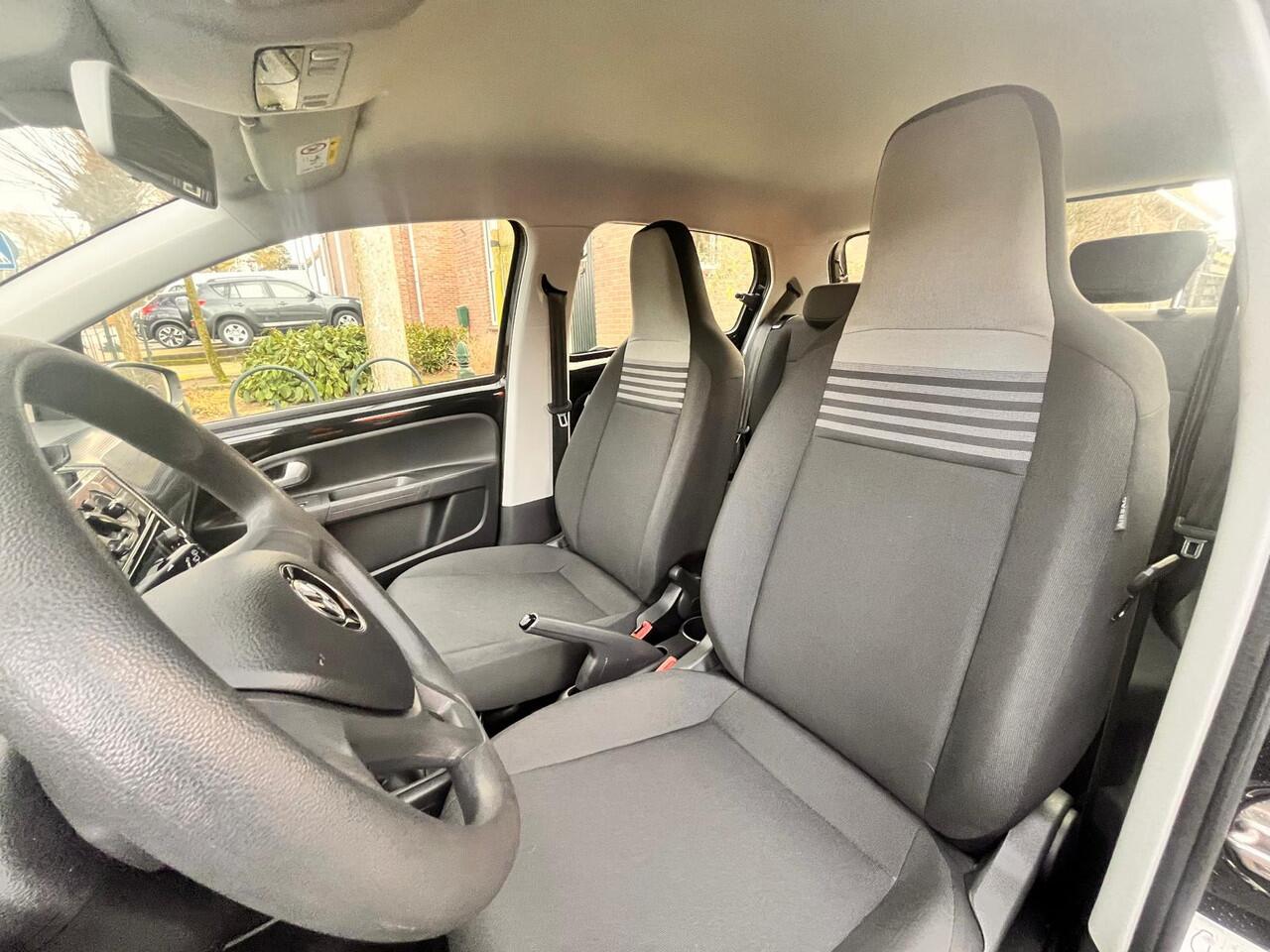 Volkswagen UP! 1.0 BMT move up!