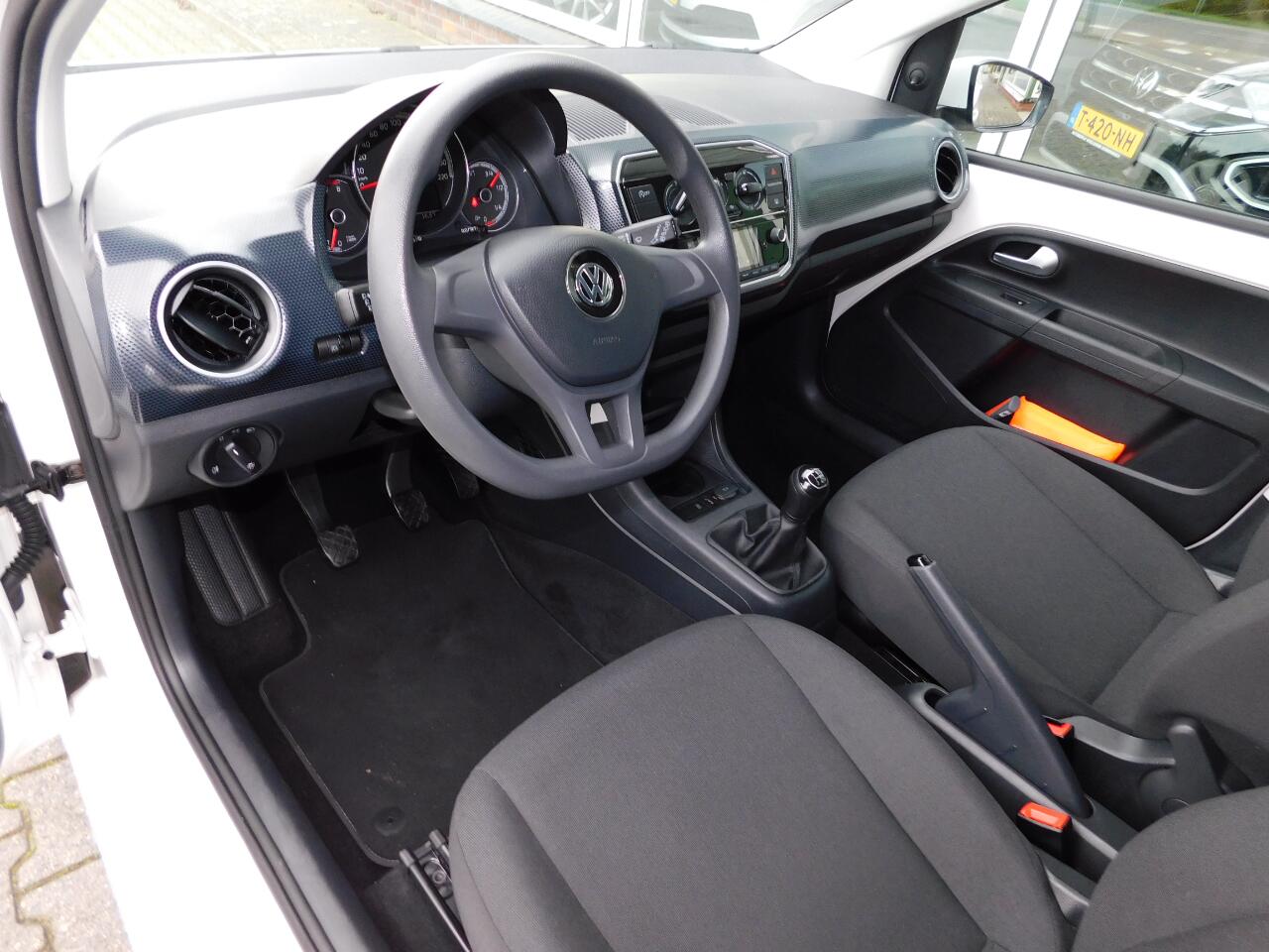 Volkswagen UP! 1.0 MPI 60PK MOVE UP! All-in Prijs! 1 jaar garanti