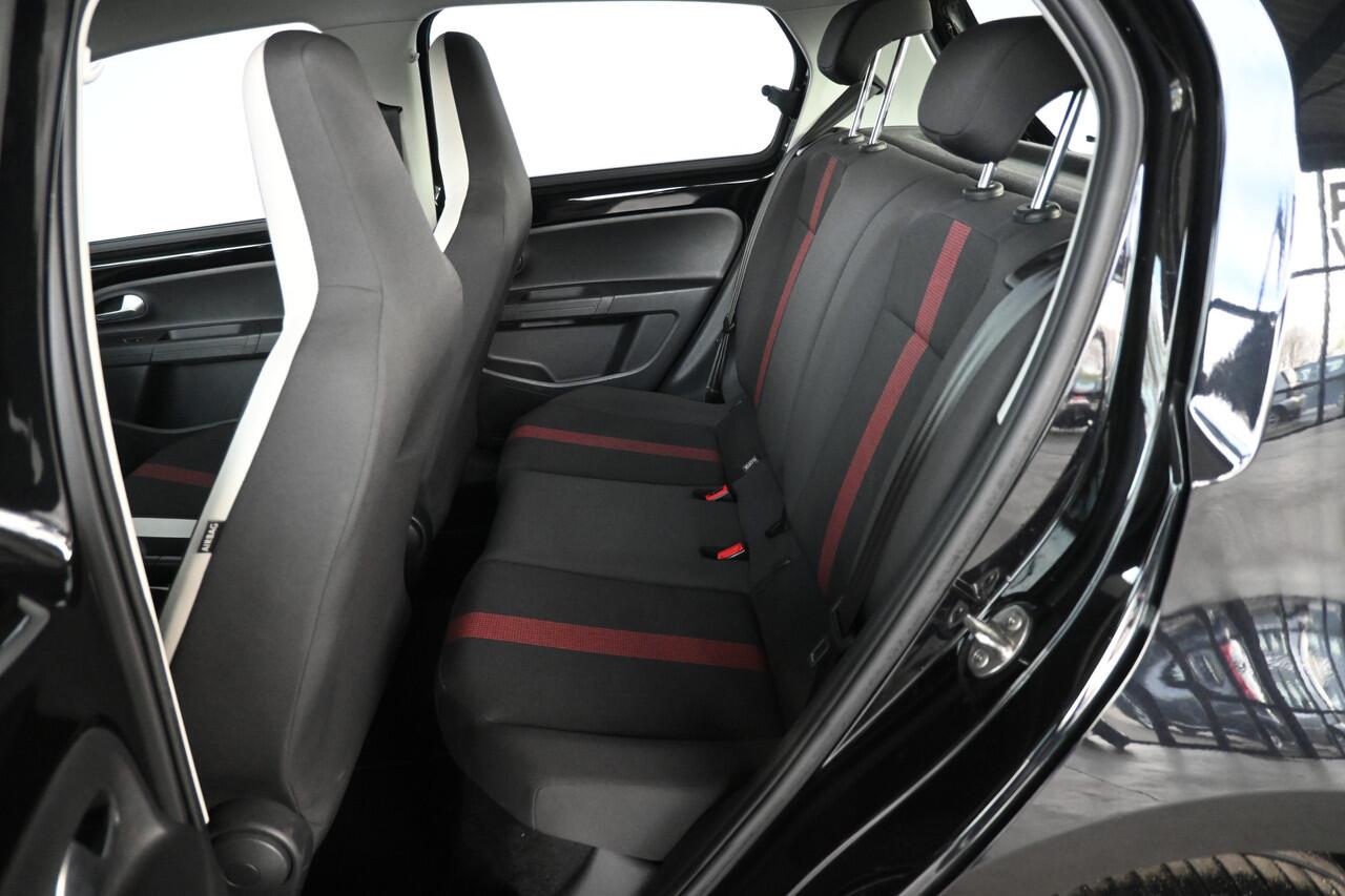 Volkswagen UP! 1.0 BMT high up! Clima Cruise Control Dealer Onderhouden! Inruil Mogelijk!