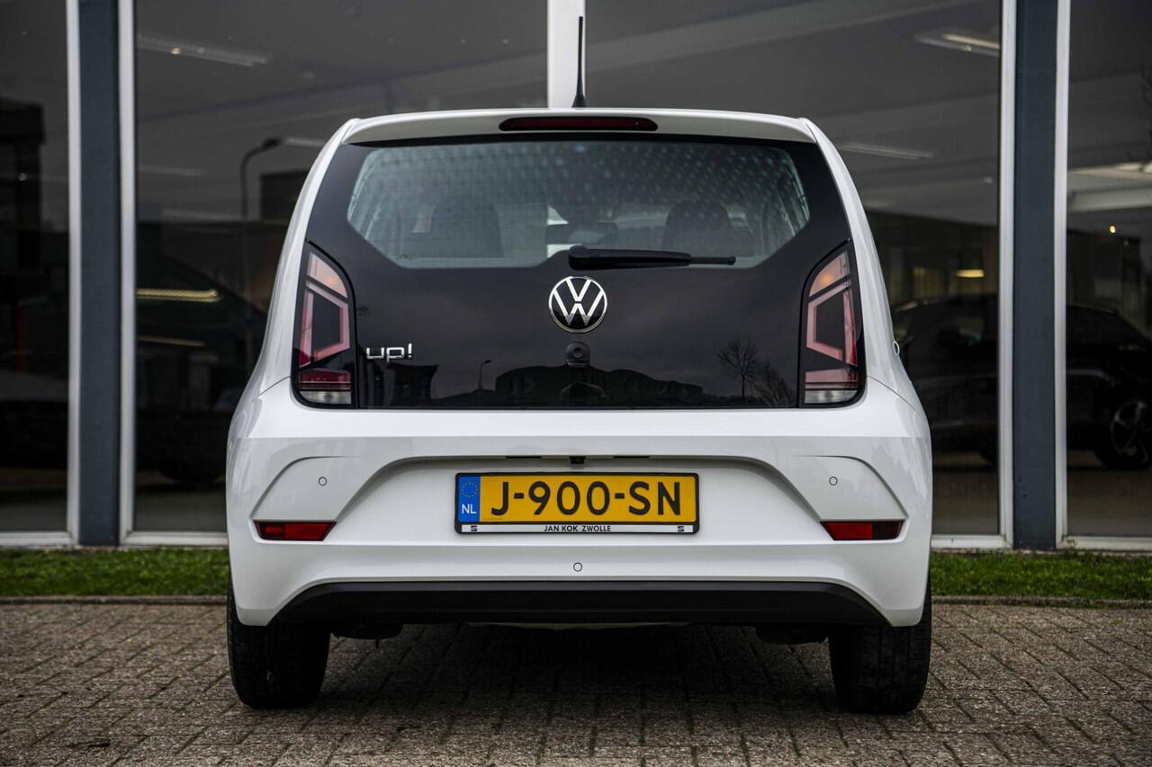 Volkswagen UP! 1.0 BMT 60 pk | Climatronic | Cruise Control | Parkeersensoren