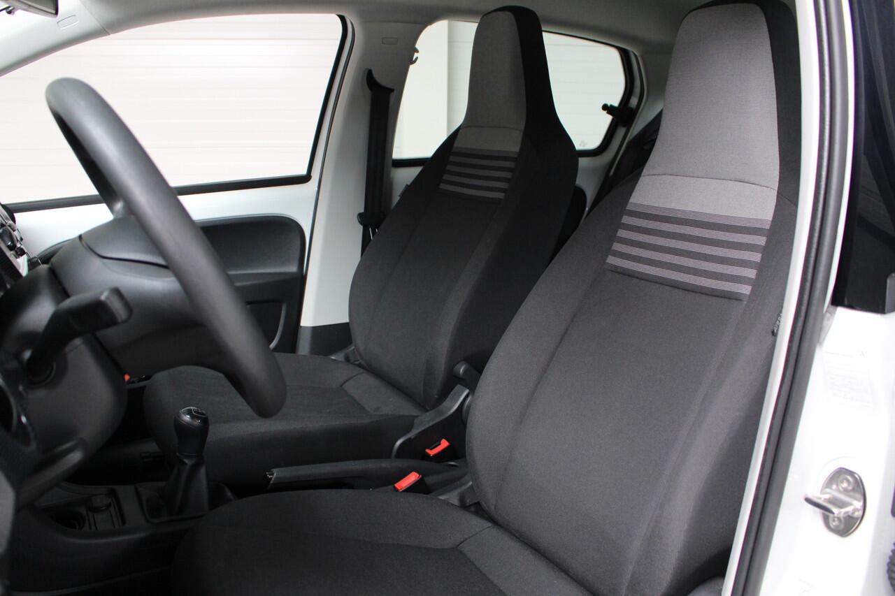 Volkswagen UP! 1.0 Airco | Radio | Centrale vergrendeling