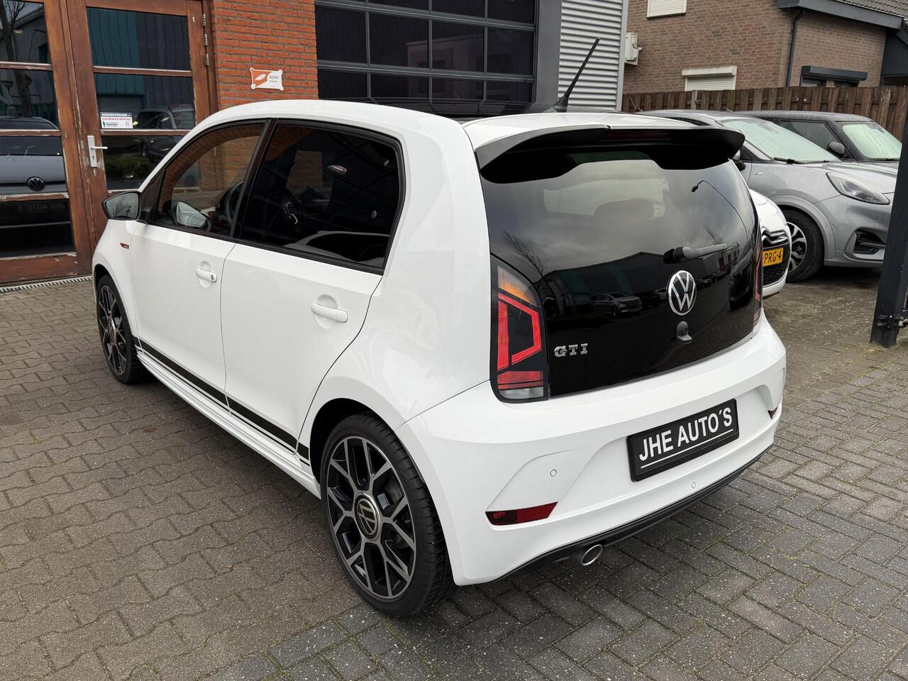 Volkswagen UP! 1.0 TSI GTI | 116 PK | Dealer onderhouden | VOL |