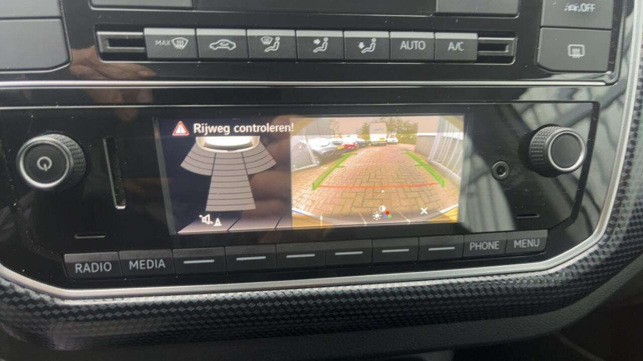 Volkswagen UP! 1.0 Move-Up Cruise, Climate, Camera PDC