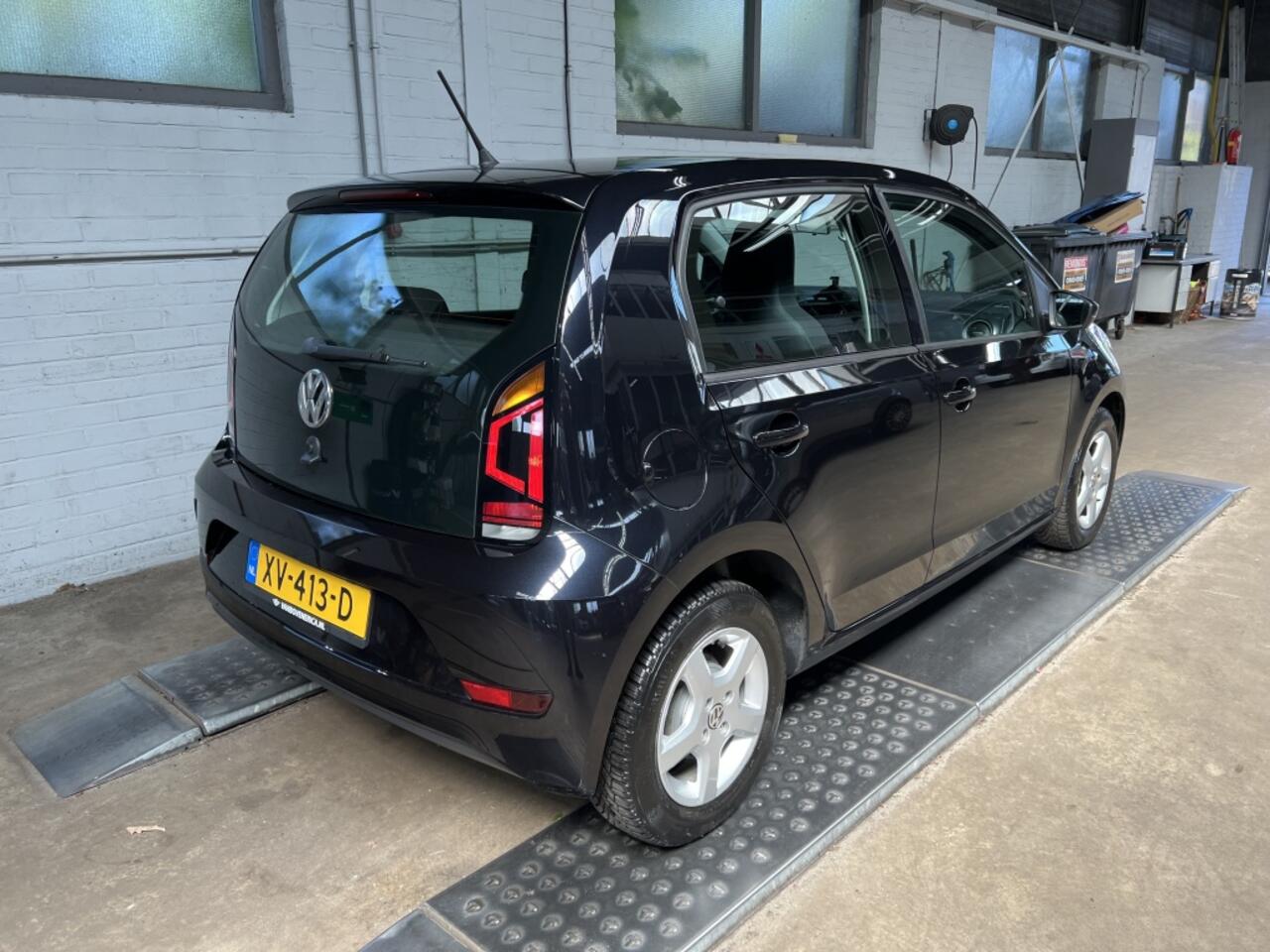 Volkswagen UP! 1.0 BMT move up! Airco Lichtmetaal Bluetooth Telefoon