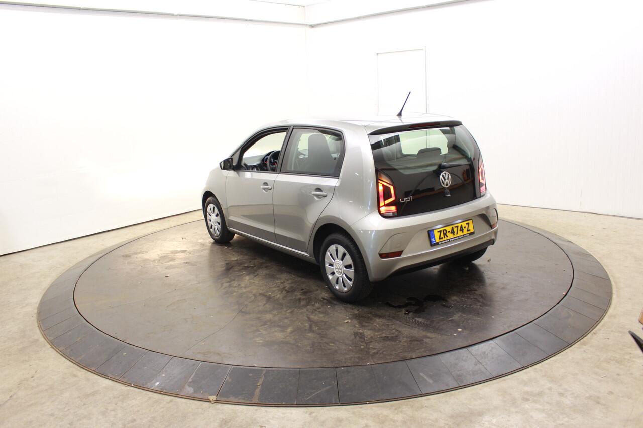 Volkswagen UP! 1.0 BMT move up Executive