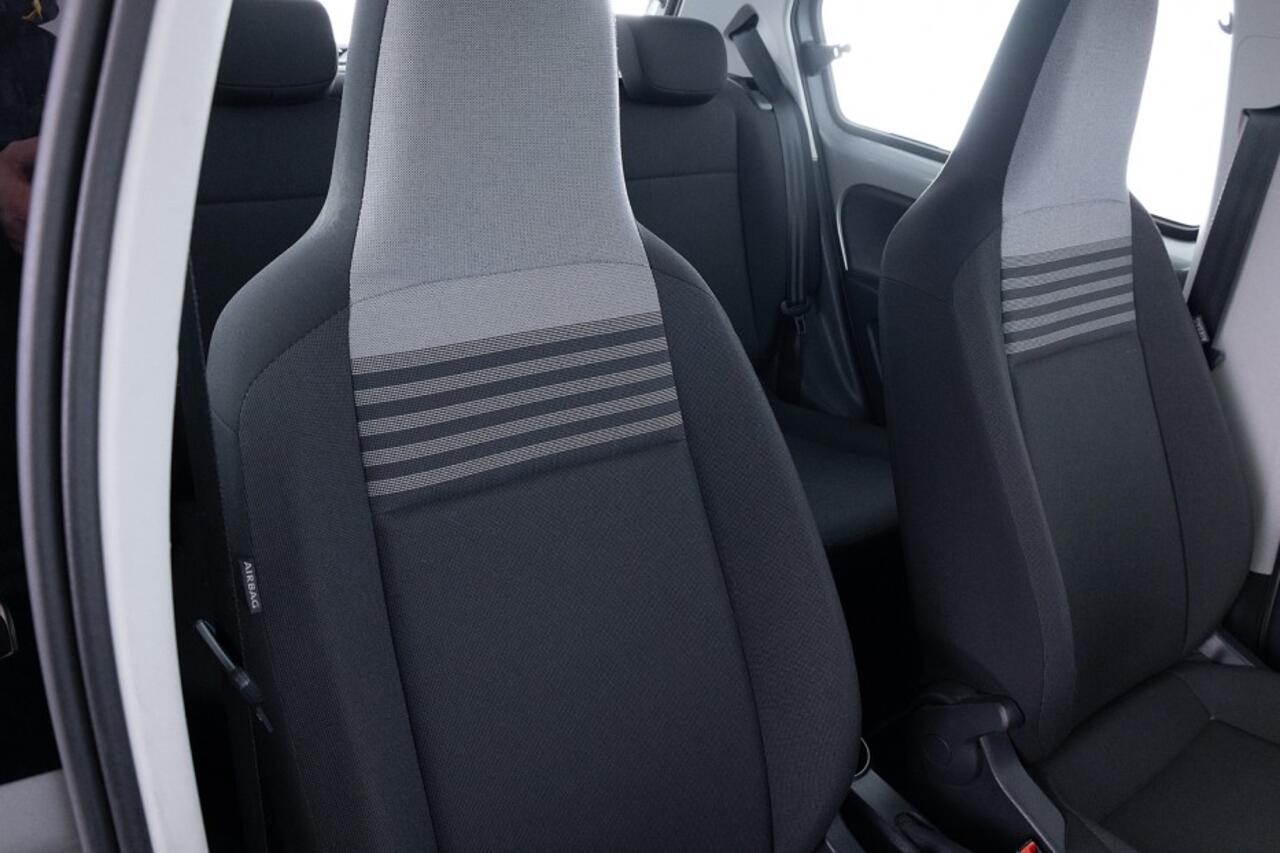 Volkswagen UP! 1.0 EcoFuel move up! 5-drs *AARDGAS*? 1e Eigenaar