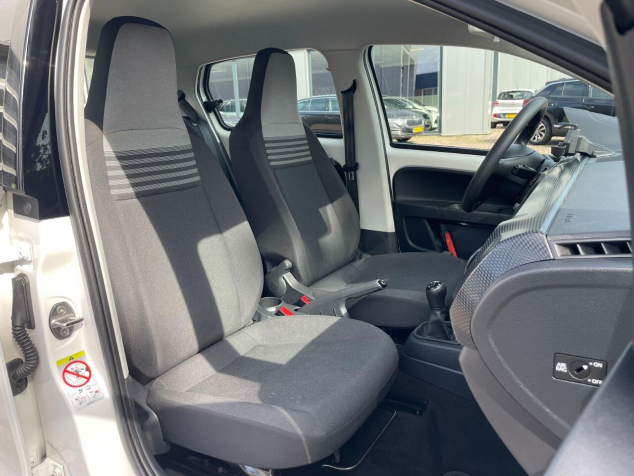 Volkswagen UP! 1.0 BMT move up! Airco | rijklaarprijs | elektrische ramen voor