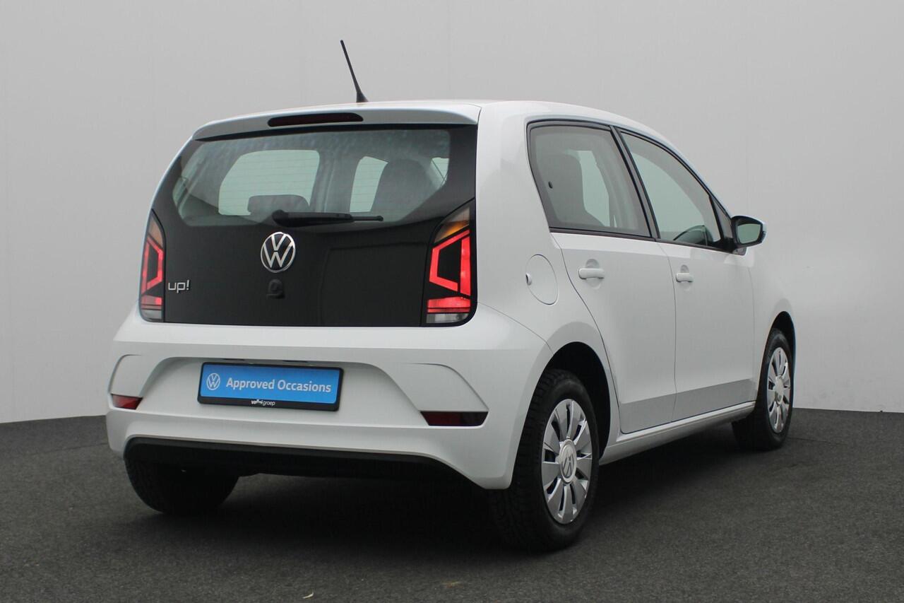 Volkswagen UP! 1.0 65 pk | Navigatie via App | DAB radio | Airco