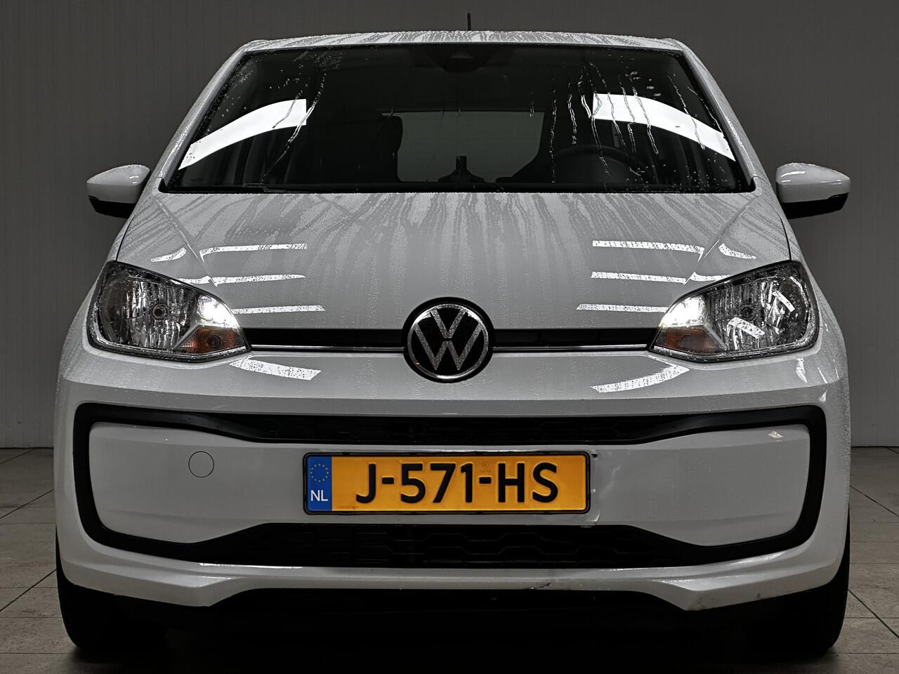 Volkswagen UP! 1.0 BMT move up!/ Lane-Assist./ Maps+More/ Airco/ C.v. Afstand/ Elek. pakket/ Bluetooth/ Isofix/ AUX & USB/ LED Dagrijverl.