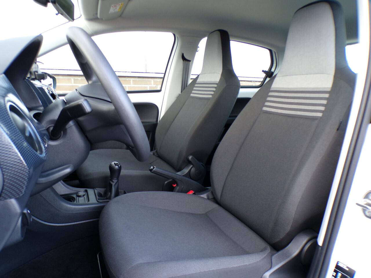 Volkswagen UP! 1.0, Bluetooth / Airco / 5-Deurs