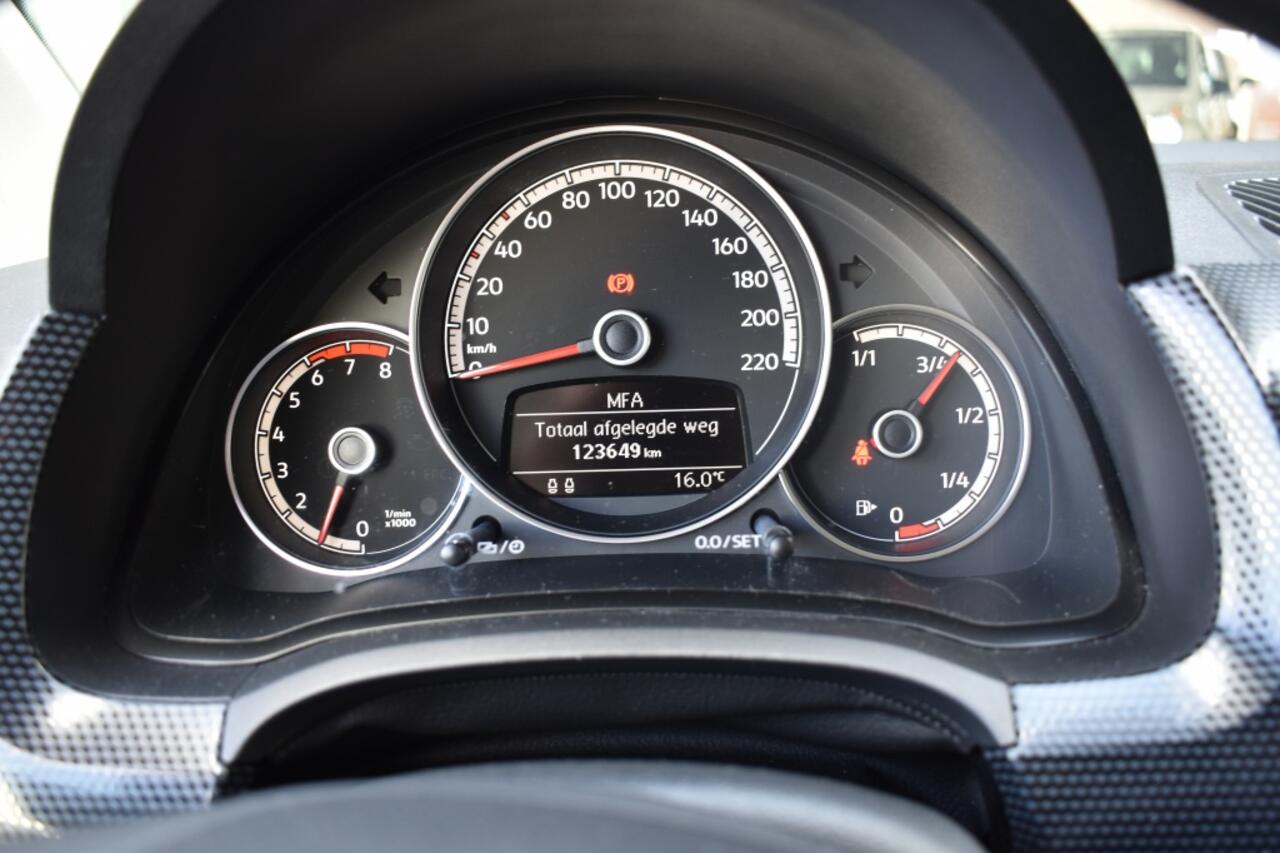 Volkswagen UP! 1.0 BMT move up! AIRCO ELEK RAMEN DAB+