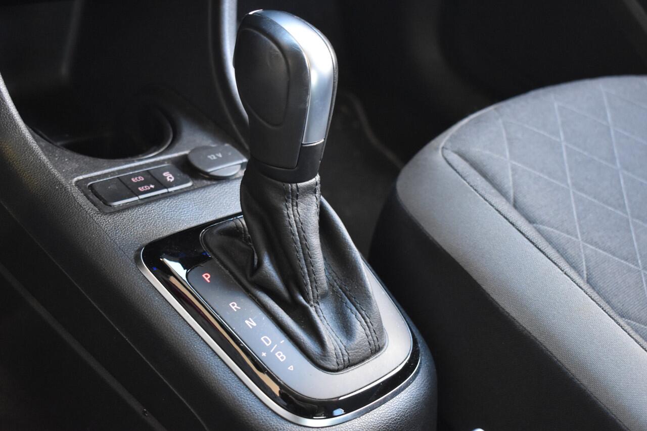 Volkswagen UP! e-Up! e-up! Style Sport | All-seasons | Stoelverwarming | Camera | 12 mnd BOVAG garantie | Whatsapp 06-53188999