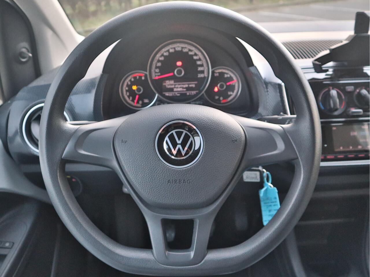 Volkswagen UP! 1.0 | Airco | Bluetooth | DAB | Elektrische ramen voor |