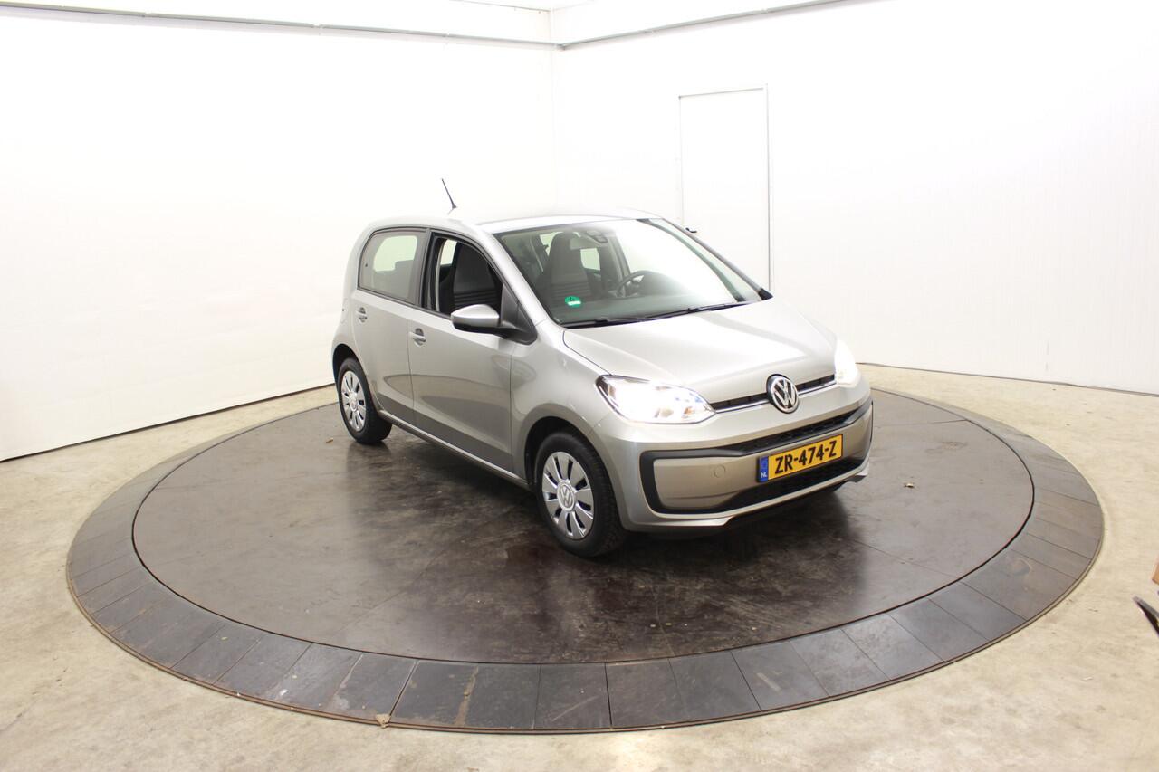 Volkswagen UP! 1.0 BMT move up Executive