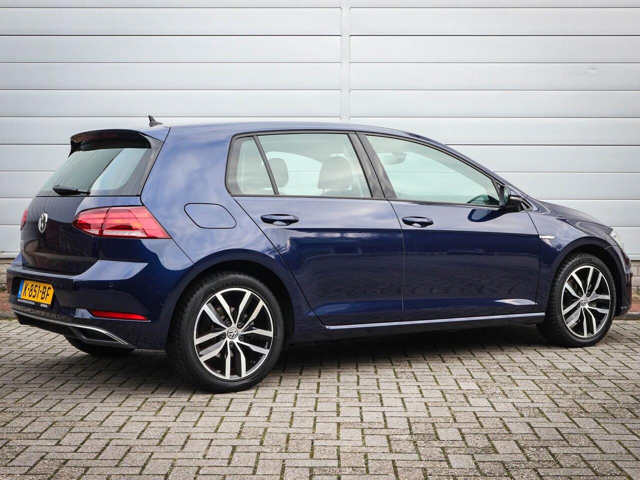 Volkswagen e-Golf E-DITION | Clima | Cruise | Navi | Led | Pdc | 17 Inch | Pdc | Adaptive cruise |