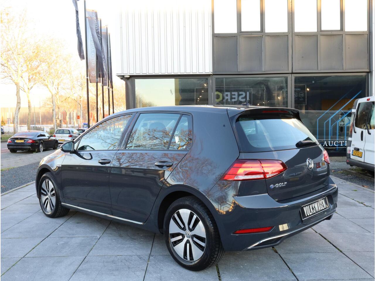 Volkswagen e-Golf E-dition 100KW | Adaptive Cruise | Carplay/Android | LED | CCS |