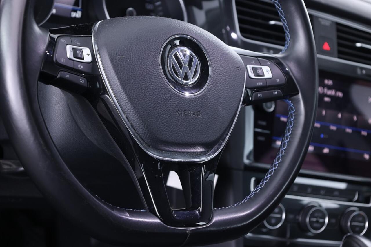 Volkswagen e-Golf E-DITION | Full LED | NAVI ? 1e Eigenaar | SOH 89%