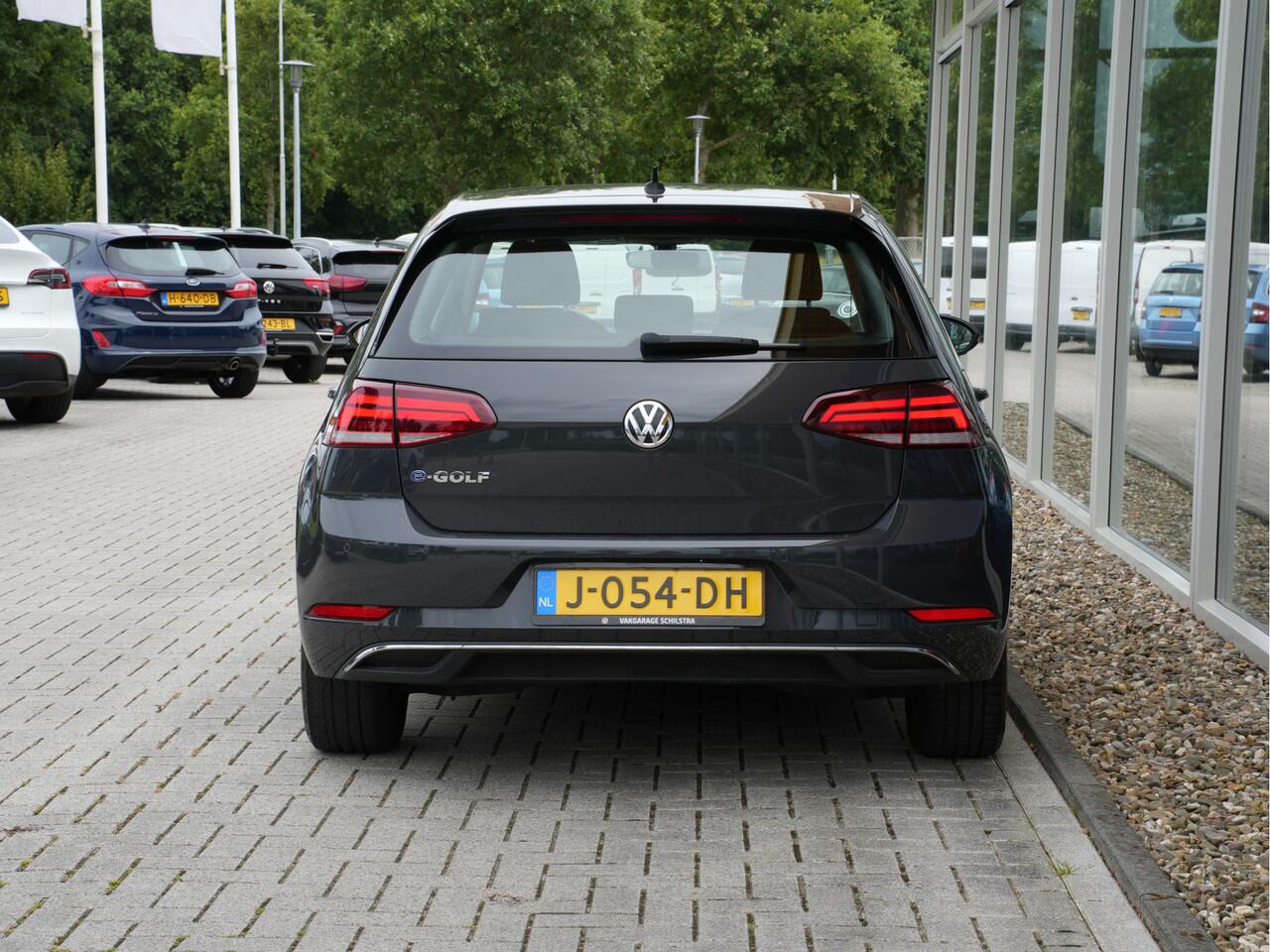 Volkswagen e-Golf E-DITION | Navigatie | Climate Control | ACC | Stoelverwarming| SOH 89%