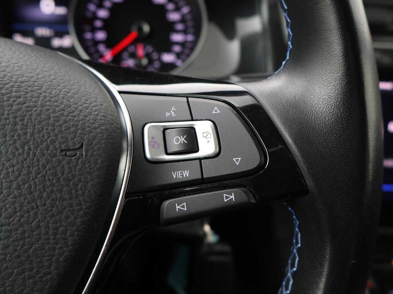 Volkswagen e-Golf E-DITION | 136 PK | Soh 91% | Adaptive cruise control | Achteruitrijcamera | Apple Carplay/Android Auto |