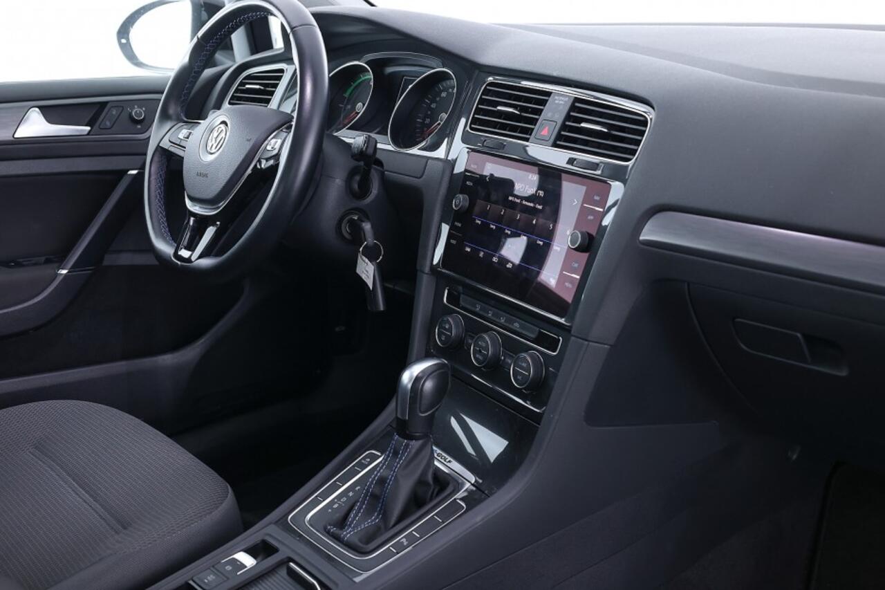 Volkswagen e-Golf E-DITION | Full LED | NAVI ? 1e Eigenaar | SOH 89%