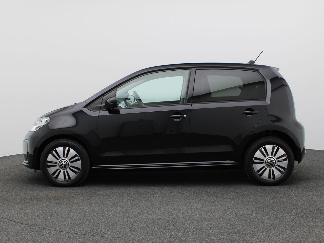 Volkswagen e-Up e-Up! Max 260 km range Cruise, CCS, Stoel- en voorruitverwarming, achteruitrijcamera, Parkeerhulp achter, 15'' lichtmetaal