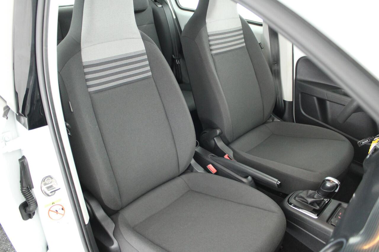 Volkswagen e-Up e-Up! 83pk 33kWh SOH 87% 250km range Climate Control