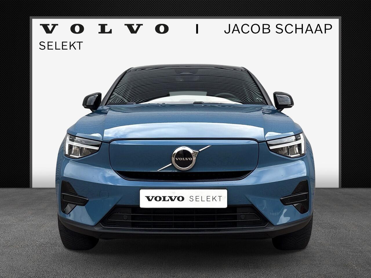 Volvo C40 Recharge 231PK Core 69 kWh | Camera | 19 "LMV | Stoelverwarming | Stuurverwarming