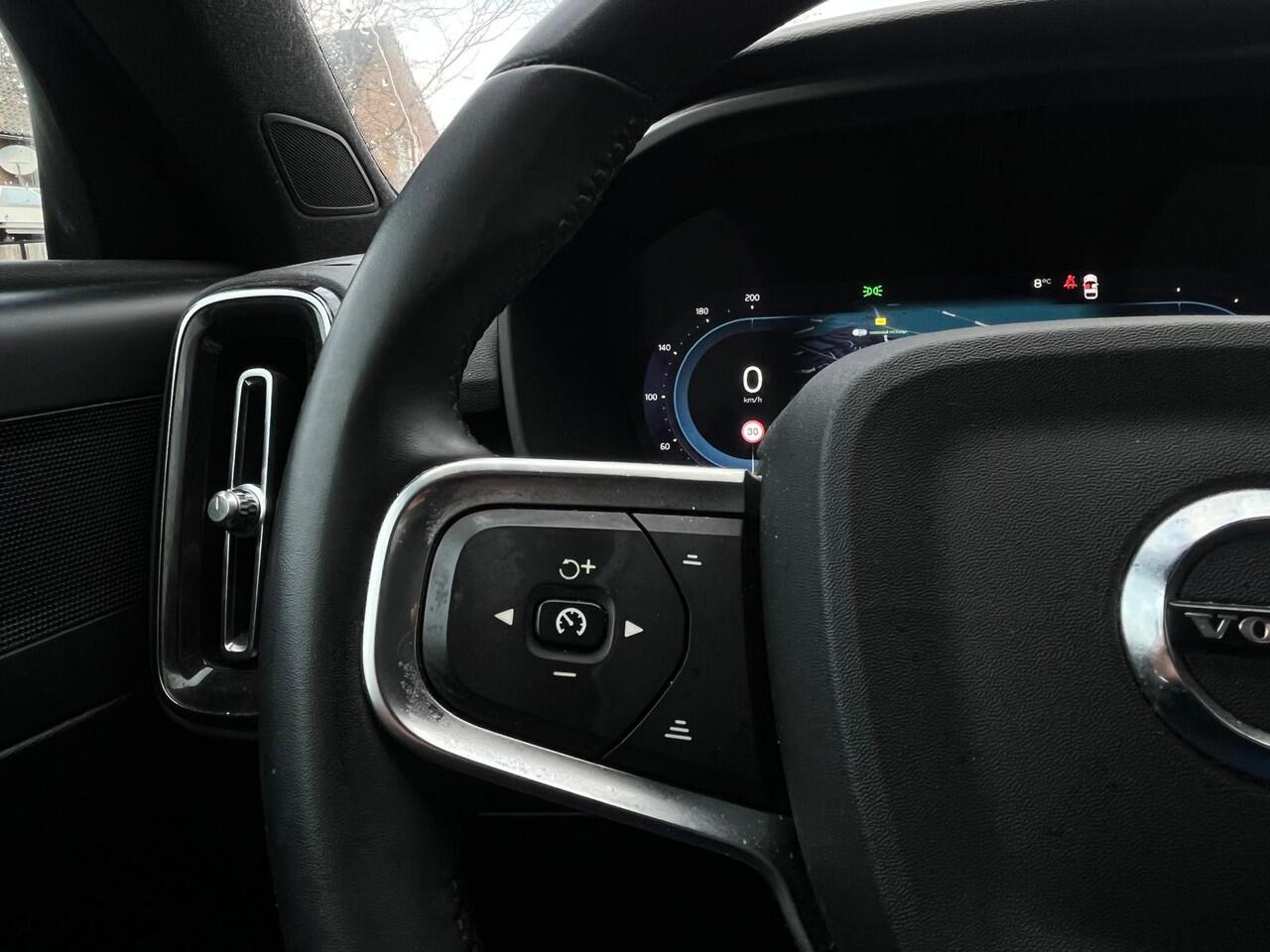 Volvo C40 69 kWh, Automaat, Bluetooth, CarPlay, Camera, Cruise, NAP, BTW