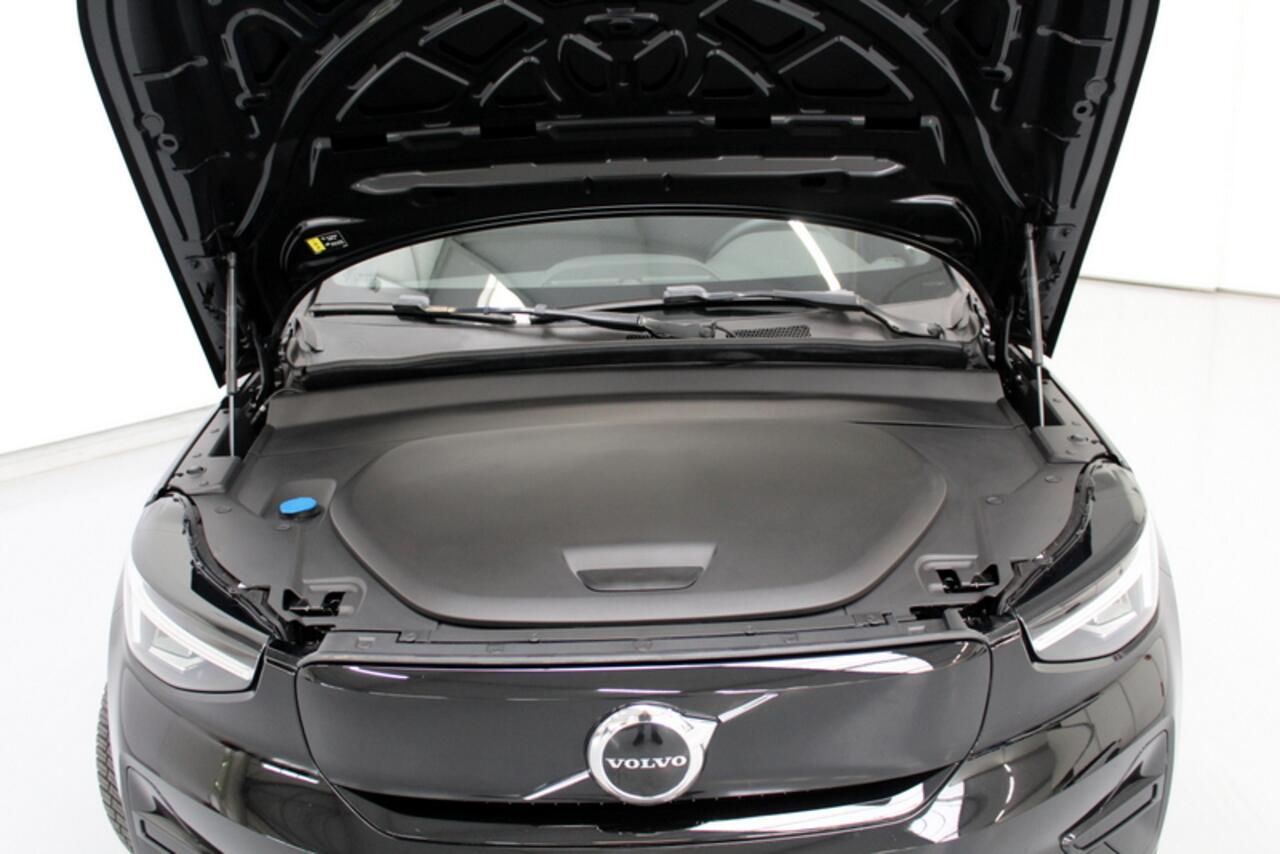 Volvo C40 Recharge Plus 69 kWh 232PK, RIJKLAAR!! PANORAMADAK | CAMERA | STOEL/STUURVERWARMING