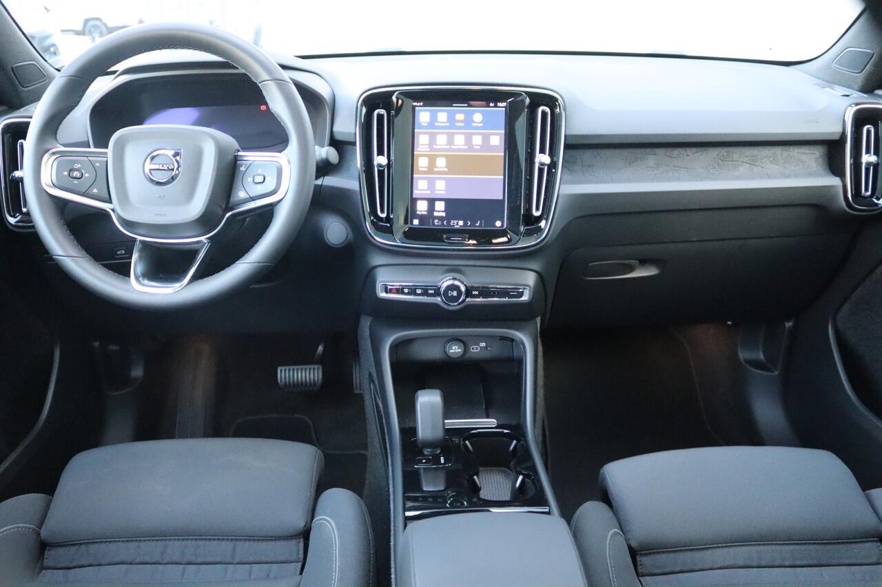 Volvo C40 Recharge Core 69 kWh 232PK Winterpack/Camera/Panoramadak/Cruise-Control