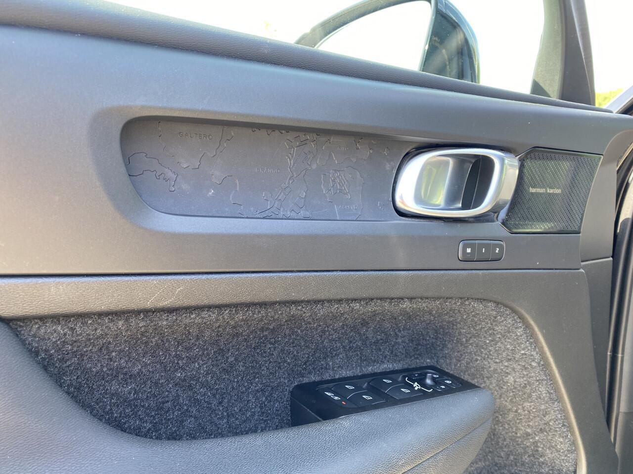 Volvo C40 Recharge Twin Intro Edition 78 kWh, trekhaak electrisch, rangeverlenger trekhaak electrisch, met warmtepomp (rangeverlenger) Premium audio Harman Kardon