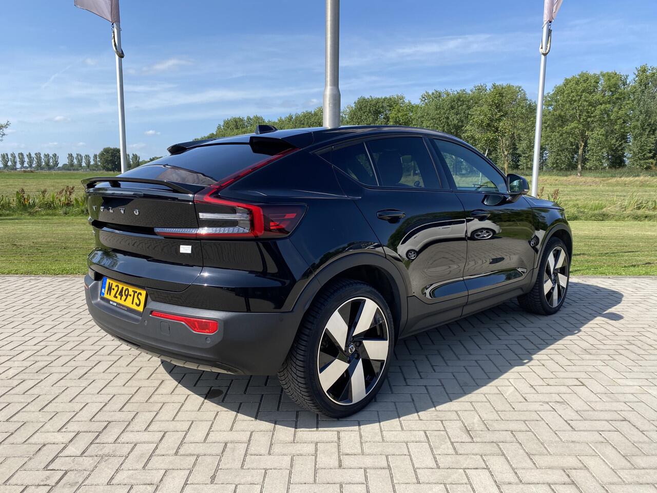 Volvo C40 Recharge Twin Intro Edition 78 kWh, trekhaak electrisch, rangeverlenger trekhaak electrisch, met warmtepomp (rangeverlenger) Premium audio Harman Kardon