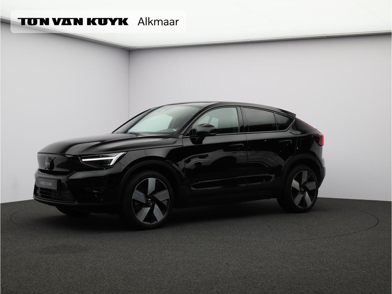 volvo-c40-recharge-awd-twin-intro-e