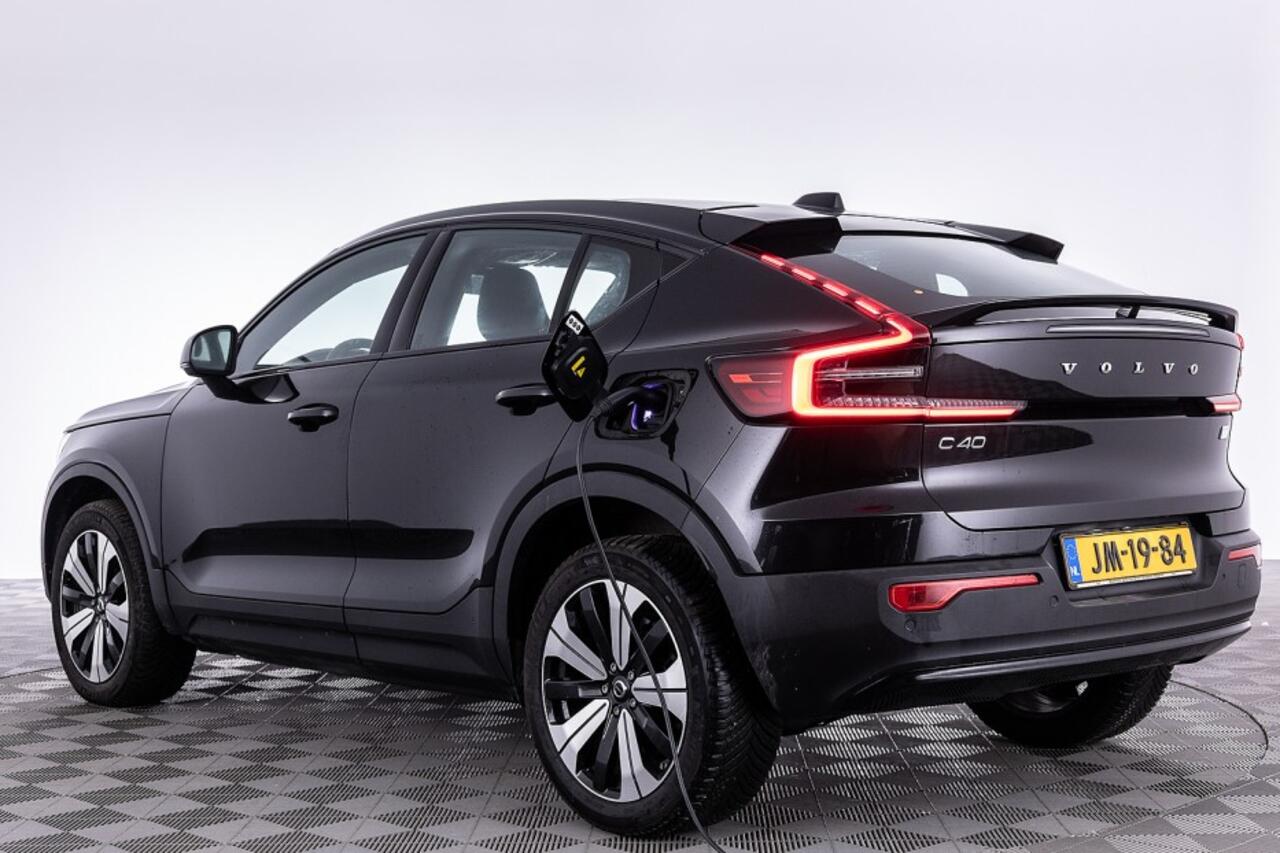 Volvo C40 Recharge Core 70 kWh | CARPLAY | Full LED | ECC | NAVI
