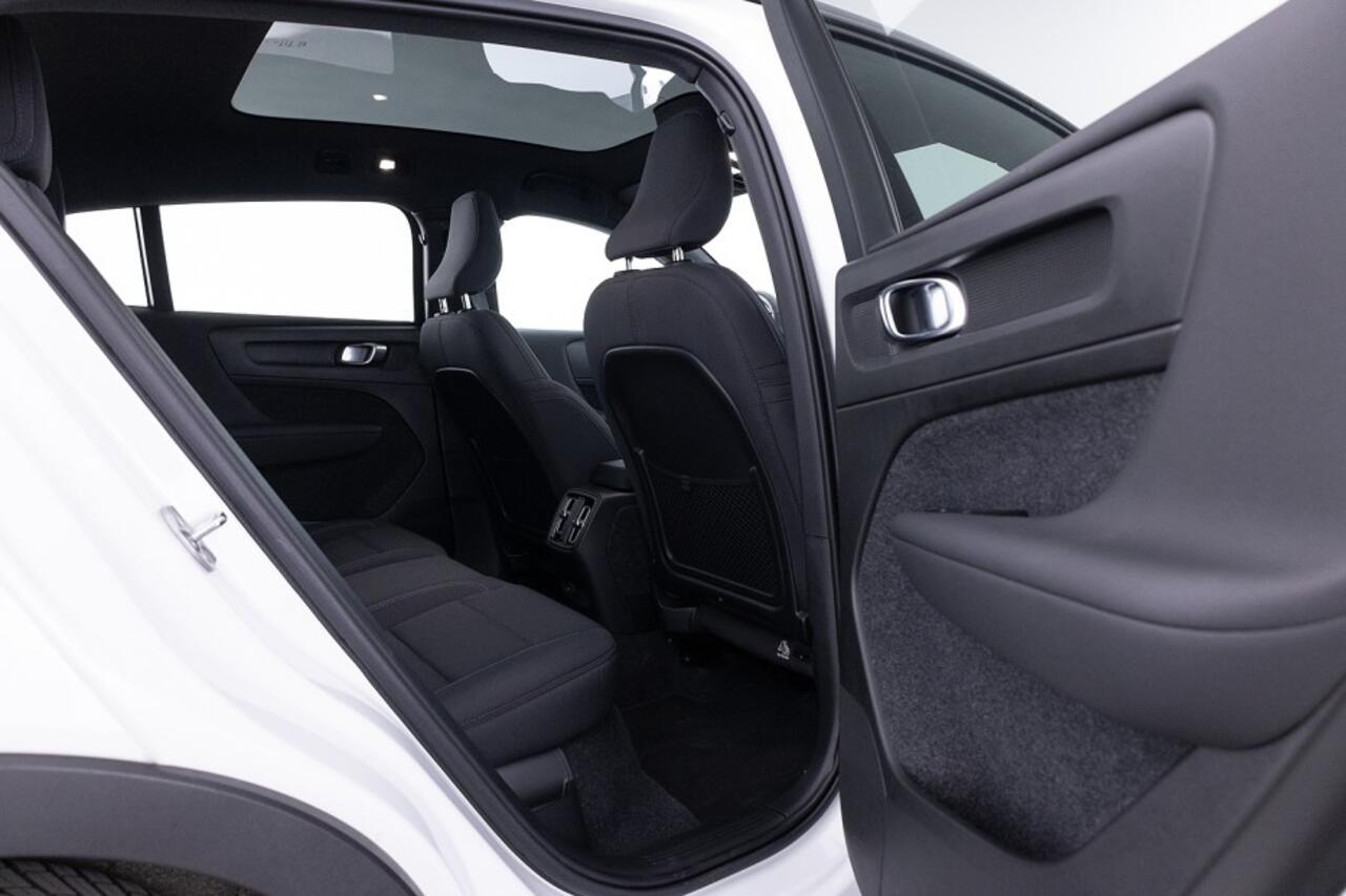 Volvo C40 Recharge Twin Intro Edition 78 kWh | SOH 92% | PANORAMADAK | harman/kardon