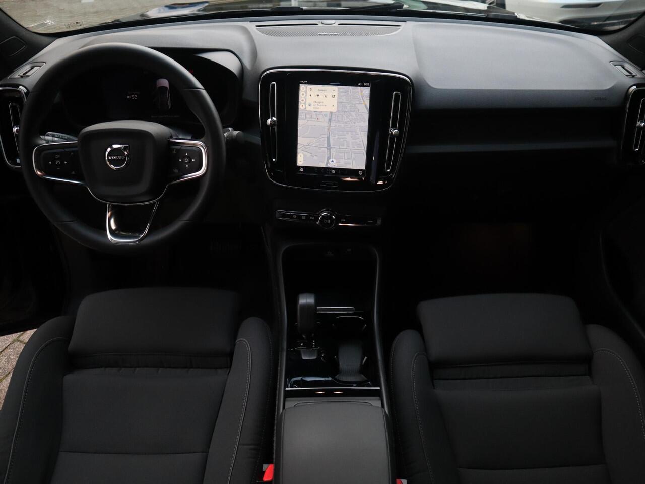 Volvo C40 Recharge Twin Intro Edition 78 kWh | Vos geleverd & onderhouden| Full Option!| Semi-elektrisch inklapbare trekhaak|