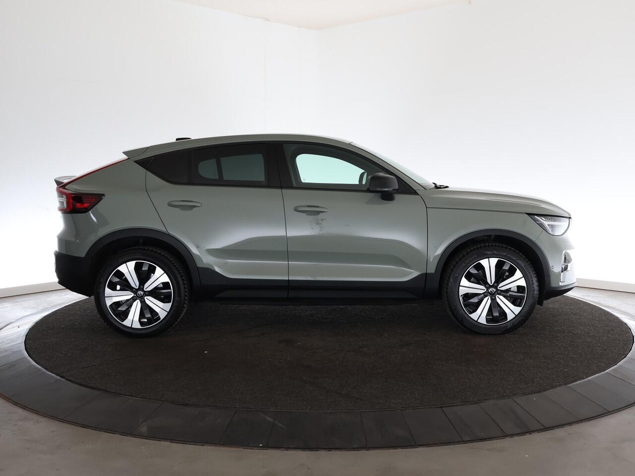 Volvo C40 Recharge Ultimate 69 kWh | Trekhaak | LED | Getinte ruiten |*