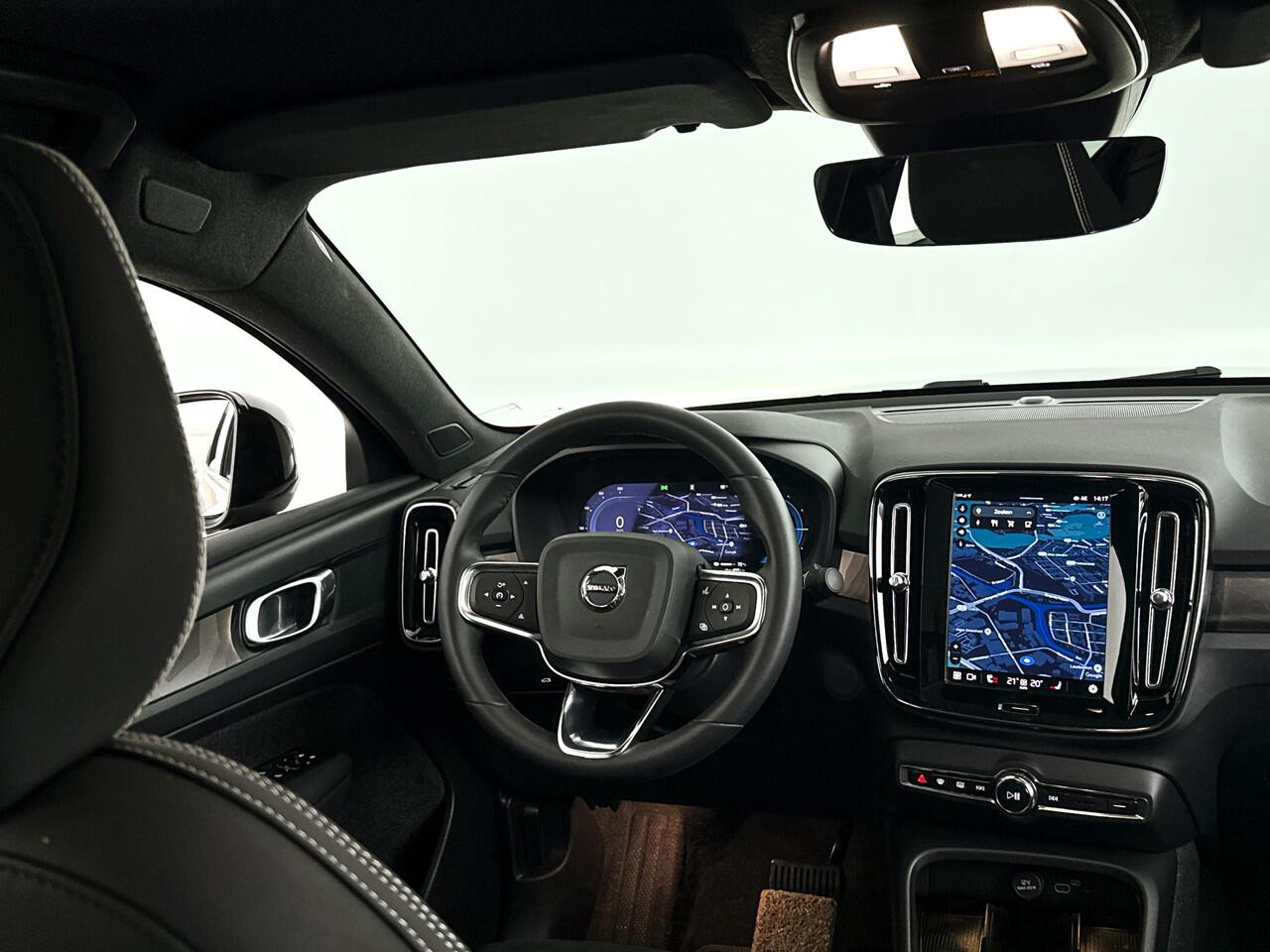 Volvo C40 Single Motor Extended Range Plus 82 kWh | Panoramadak | Parkeercamera | Stoel- en Stuurverwarming | Trekhaak